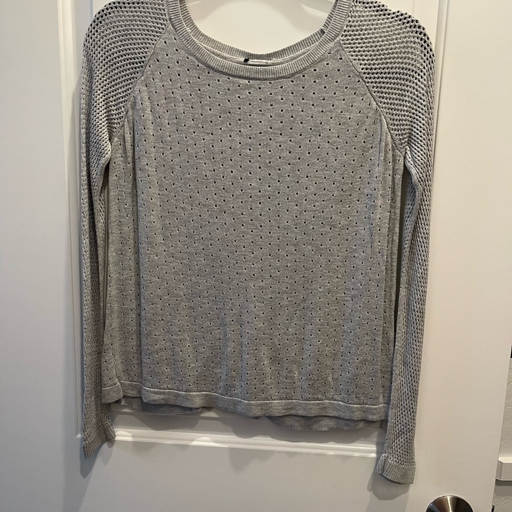 Express Light Gray Perforated Knit Long-Sleeve Top